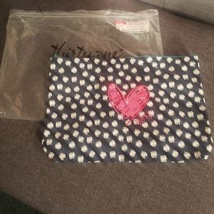 Thirty One Zipper Bag